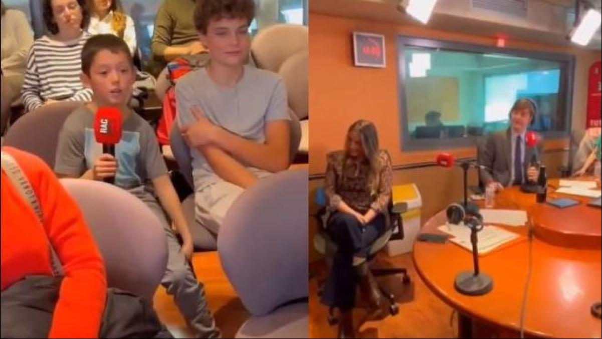 Jaume, el niño pastor de 9 años que se ha criado sin móviles y sin pantallas que deja sin palabras a los adultos: “Me gusta leer libros sobre natura”