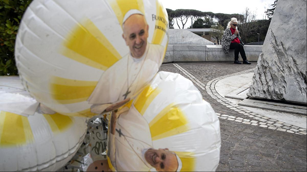 El estado de salud del papa Francisco empeora tras una crisis respiratoria