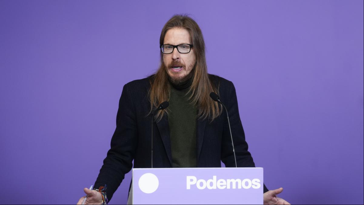 Podemos: “Ayuso debería estar en la cárcel por sus llamadas al golpismo y las muertes en las residencias”