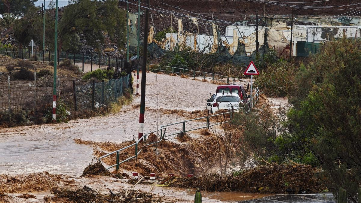 La Aemet mantiene la alerta máxima en Castellón por las fuertes lluvias