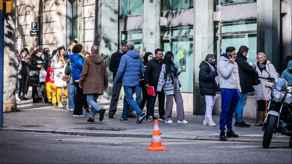 El control de fronteras y otras claves del acuerdo entre el PSOE y Junts sobre la inmigración