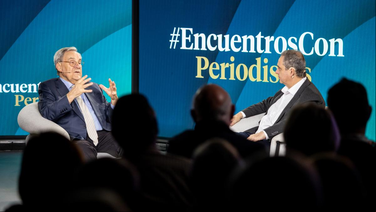Lluís Foix: “El periodismo no debe hacer profecías ni vaticinios sino explicar lo que pasa”