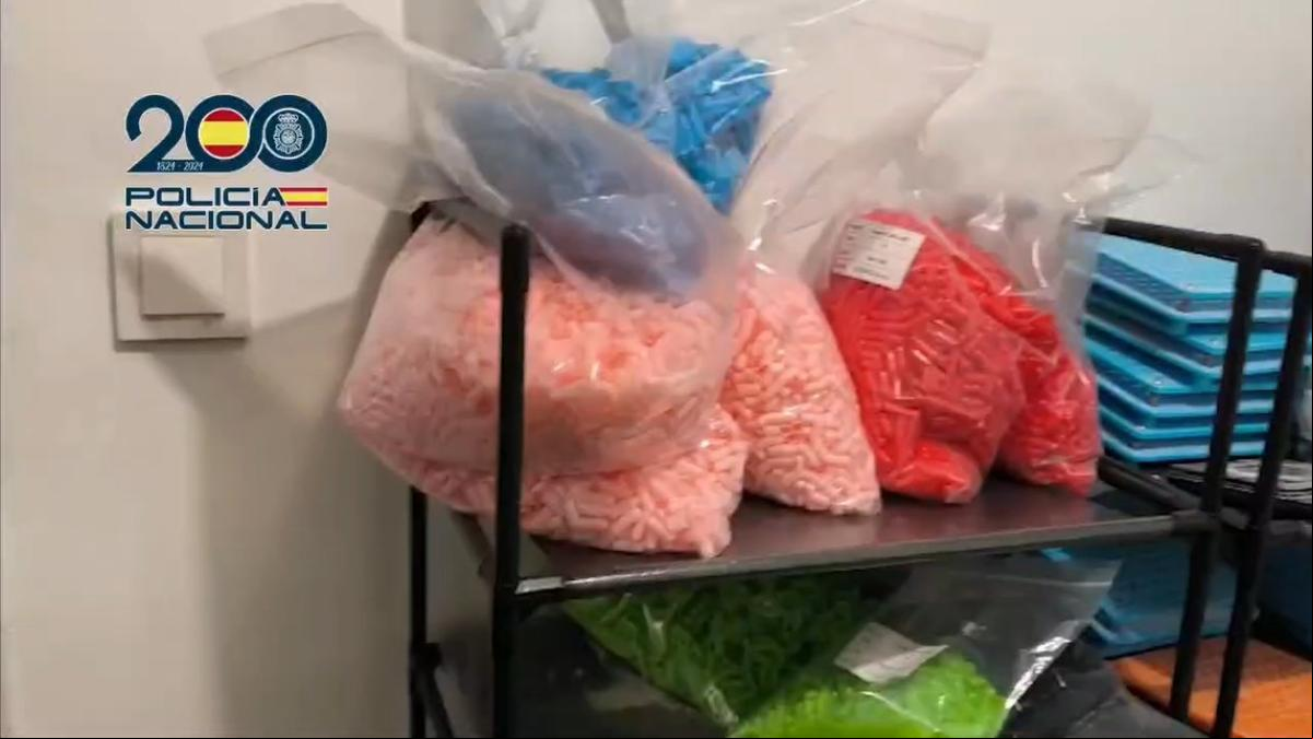 Desmantelado un laboratorio con capacidad de producir 3 millones de dosis de esteroides y anabolizantes