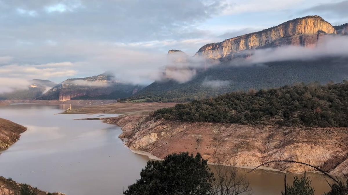 Espectacular transformación del pantano de Sau