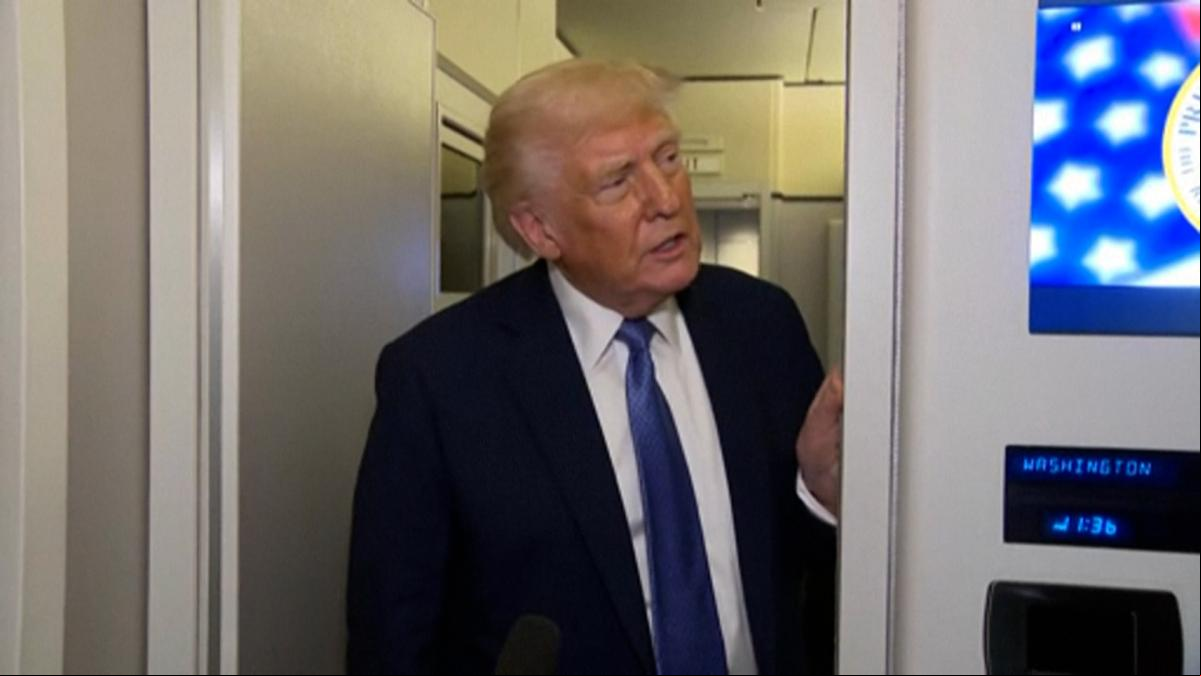 Trump y Putin hablarán el martes sobre el alto el fuego en Ucrania
