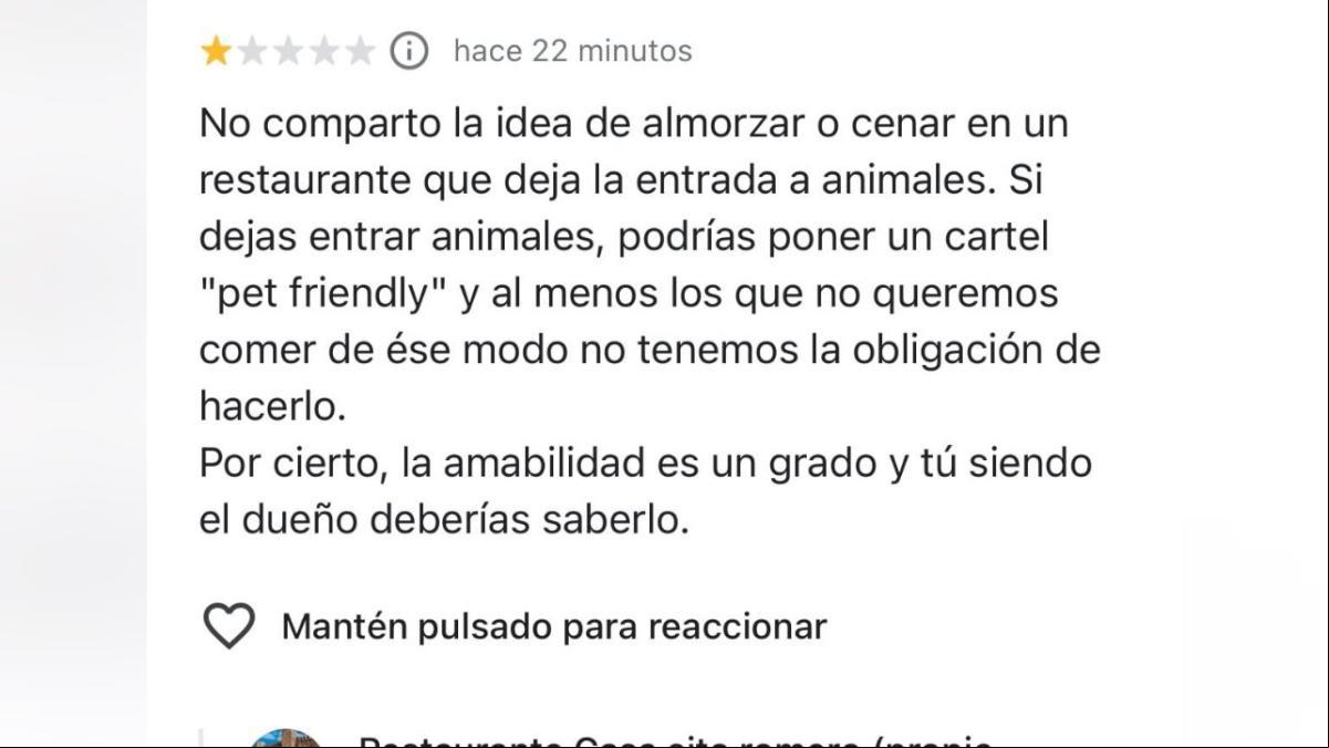 La aplaudida respuesta de un restaurante a una reseña que se quejaba de que hubiera animales en el interior: “Gente como usted es la que nos sobra”