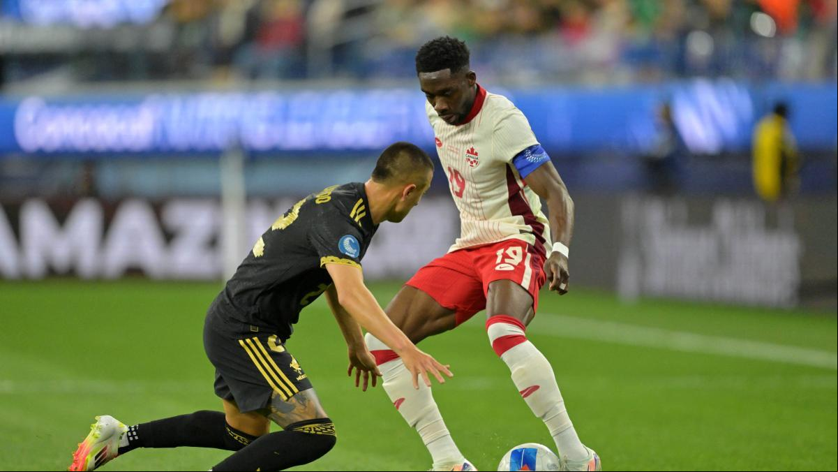 Alphonso Davies se rompe el cruzado y se pierde lo que resta de temporada