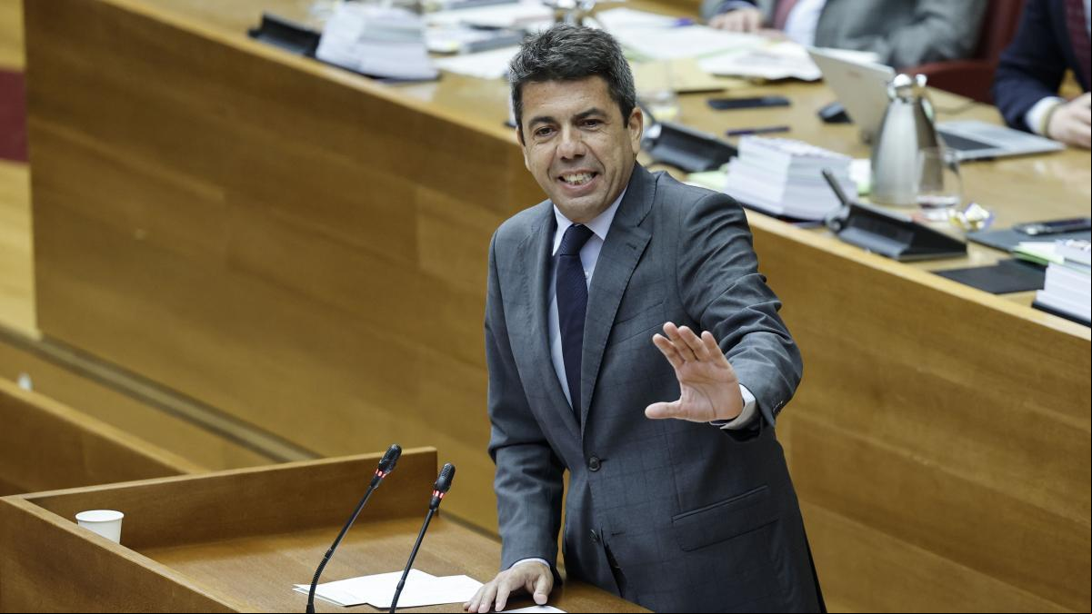 Vox escenifica en el Parlament su plena sintonía con Mazón más allá de los presupuestos