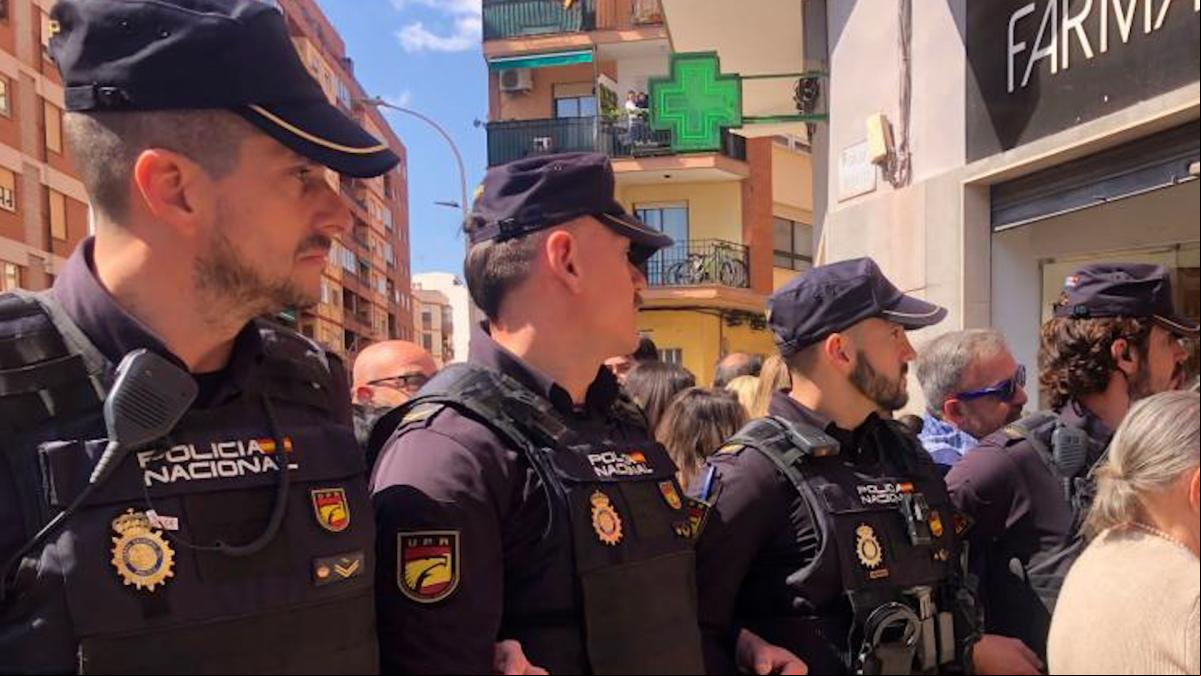 Mazón suspende parte de su visita a las fiestas de Castelló de la Plana “por seguridad”