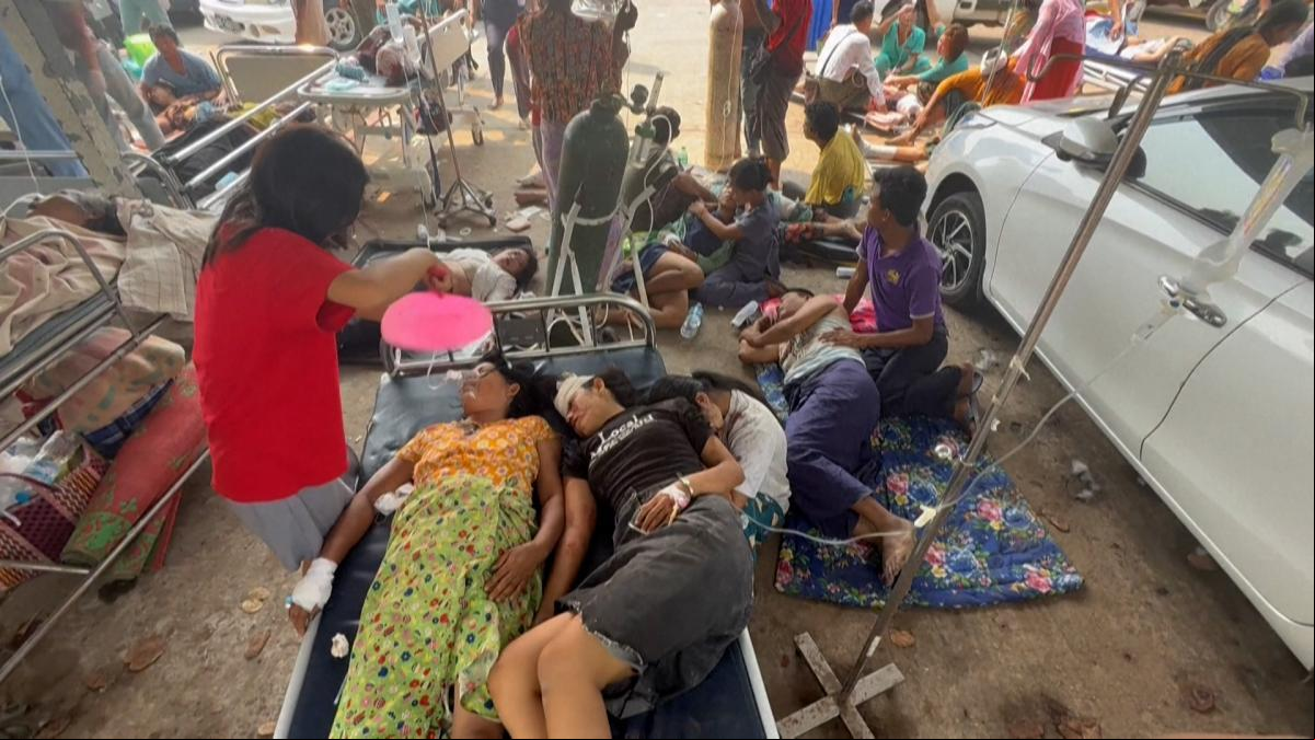 Un terremoto deja más de 1.600 muertos en Birmania y un centenar en Bangkok