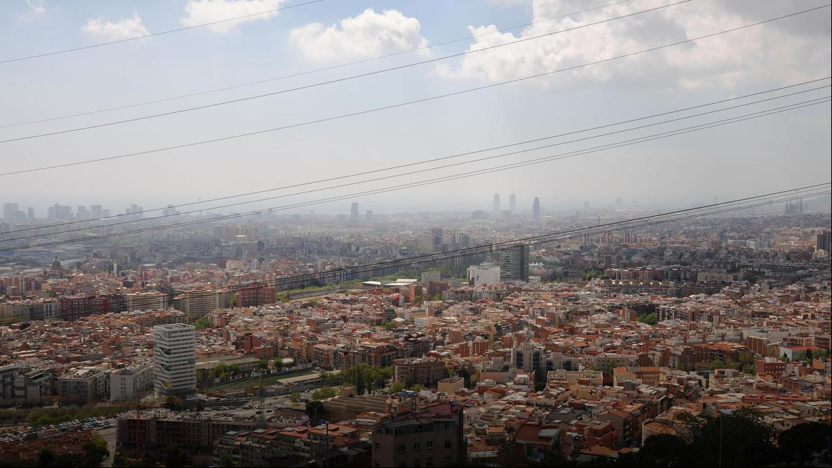 Barcelona destina fins a 300 milions per millorar 27 barris