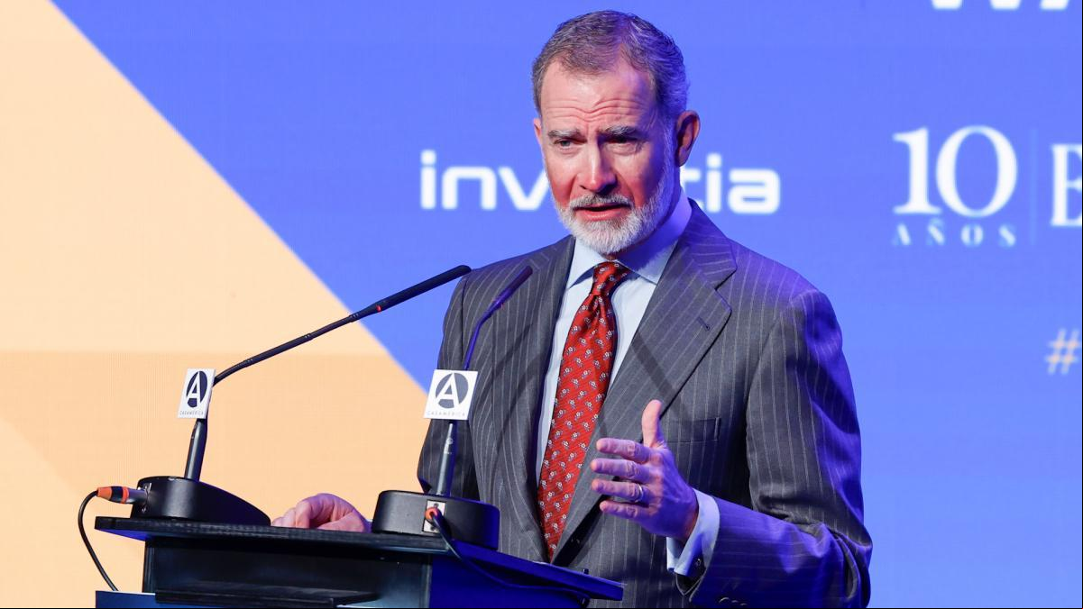El Rey considera “inaplazable” el debate sobre seguridad y defensa