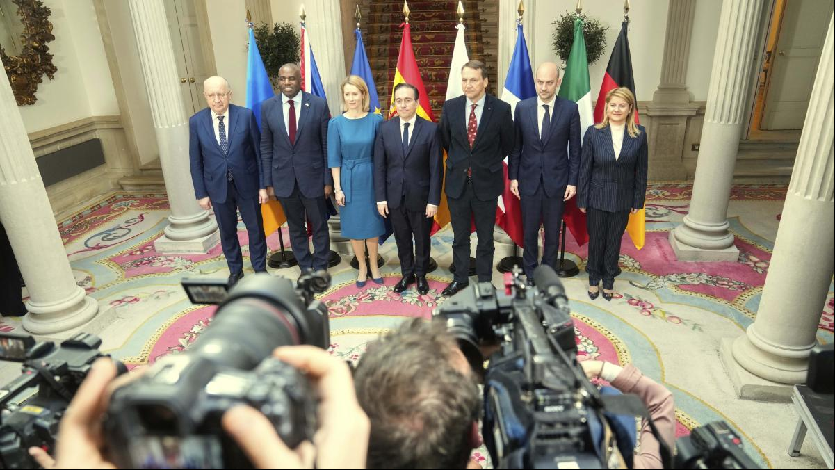 Espanya defensa l’ús d’actius russos congelats per reconstruir Ucraïna