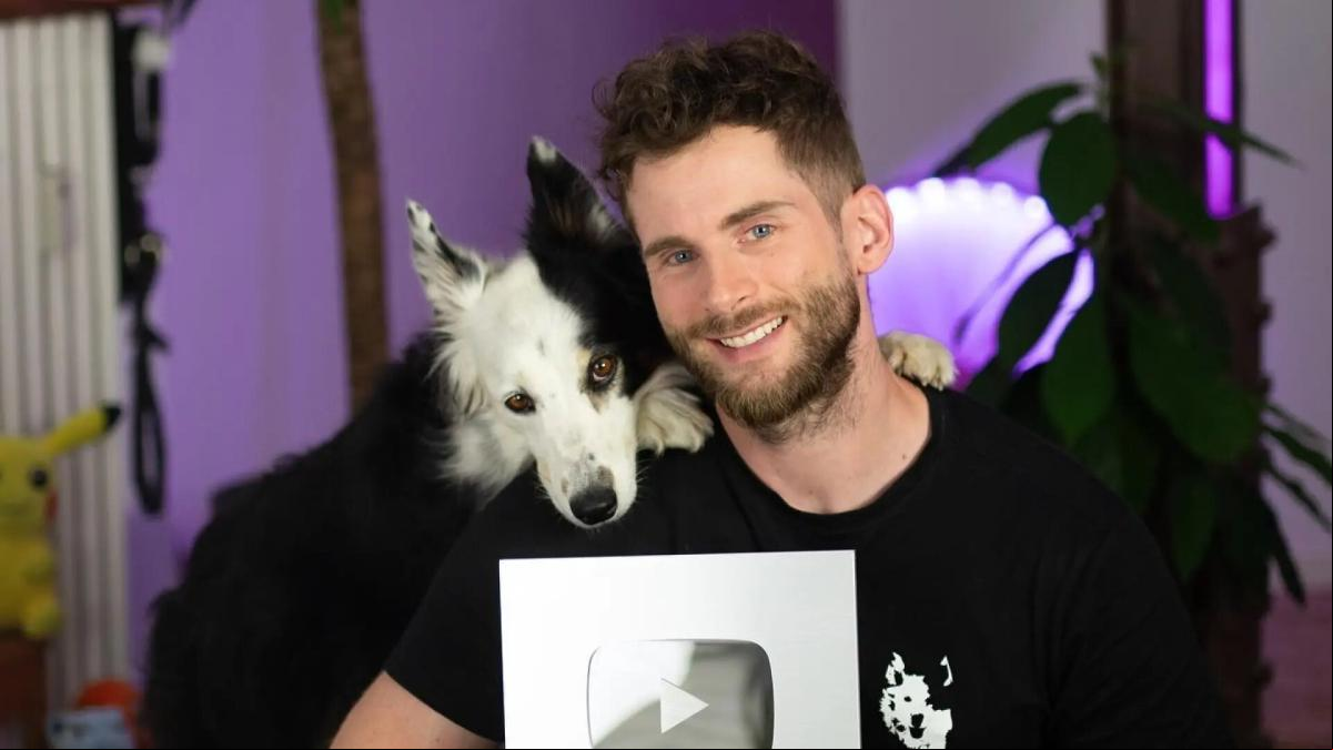 Ninja Skadi, divulgador sobre cuidados de animales: “No hay que dar de comer a los perros grandes y medianos antes de salir a pasear porque podría ser mortal”