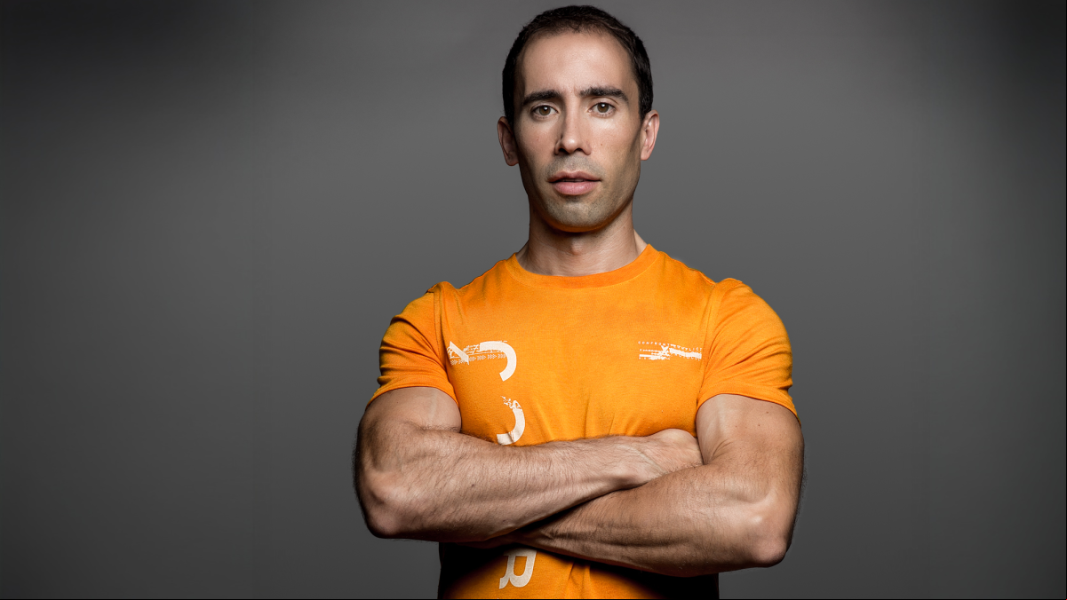 Marcos Vázquez, experto en nutrición: “Disfrutar una copa de vino con amigos tiene un efecto más positivo en tu salud que quedarte solo en casa comiendo pollo con brócoli”