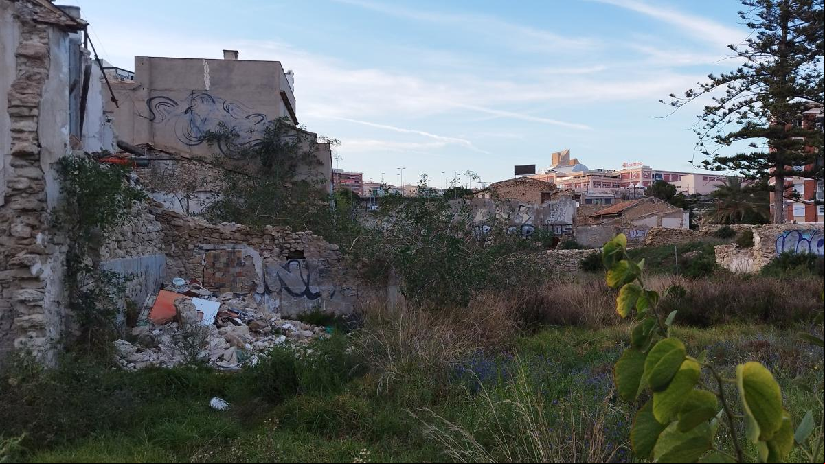 Sangueta, el barrio abandonado en primera línea de mar que urge recuperar en Alicante