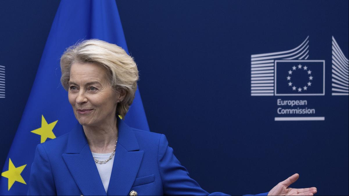 La UE dona el vistiplau a la rèplica contra els aranzels a l’acer i a l’alumini