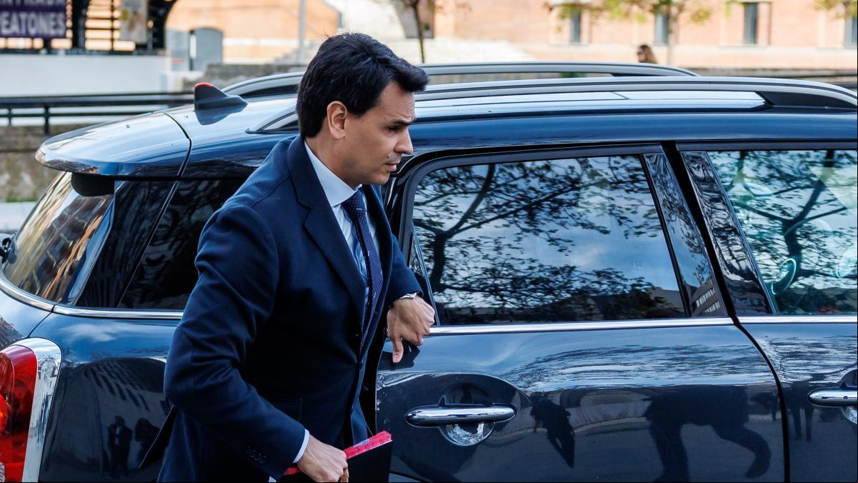 González Amador justifica la compra de una sociedad por su red de distribución