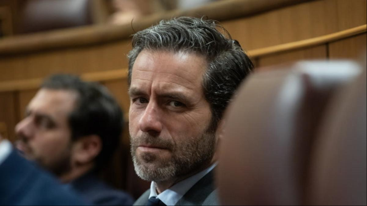 El PP acusa a Sánchez de perjudicar la imagen internacional de España con su viaje a China.