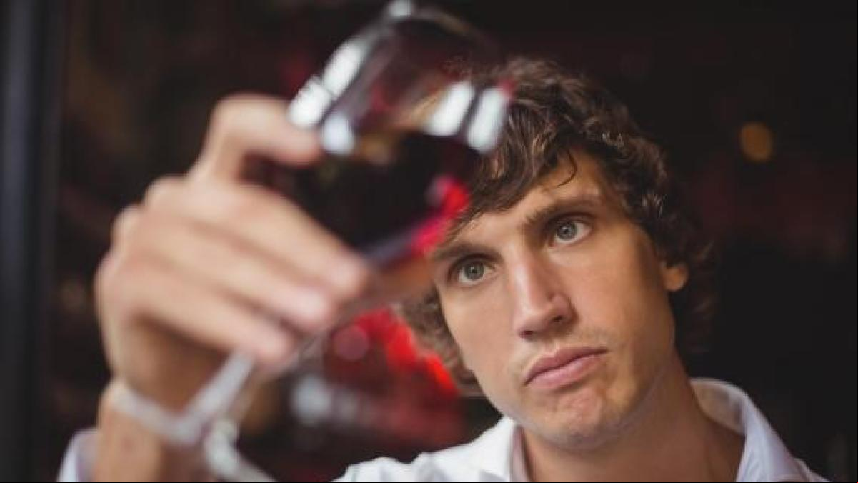 “Ahora los viñedos de Sauvignon Blanc o Verdejos que se plantaban en el sur de España van en retroceso en favor de variedades ancestrales como la Pardina o Pedro Ximénez, que se están volviendo a plantar”: las variedades de uva para vinos se adaptan al ca