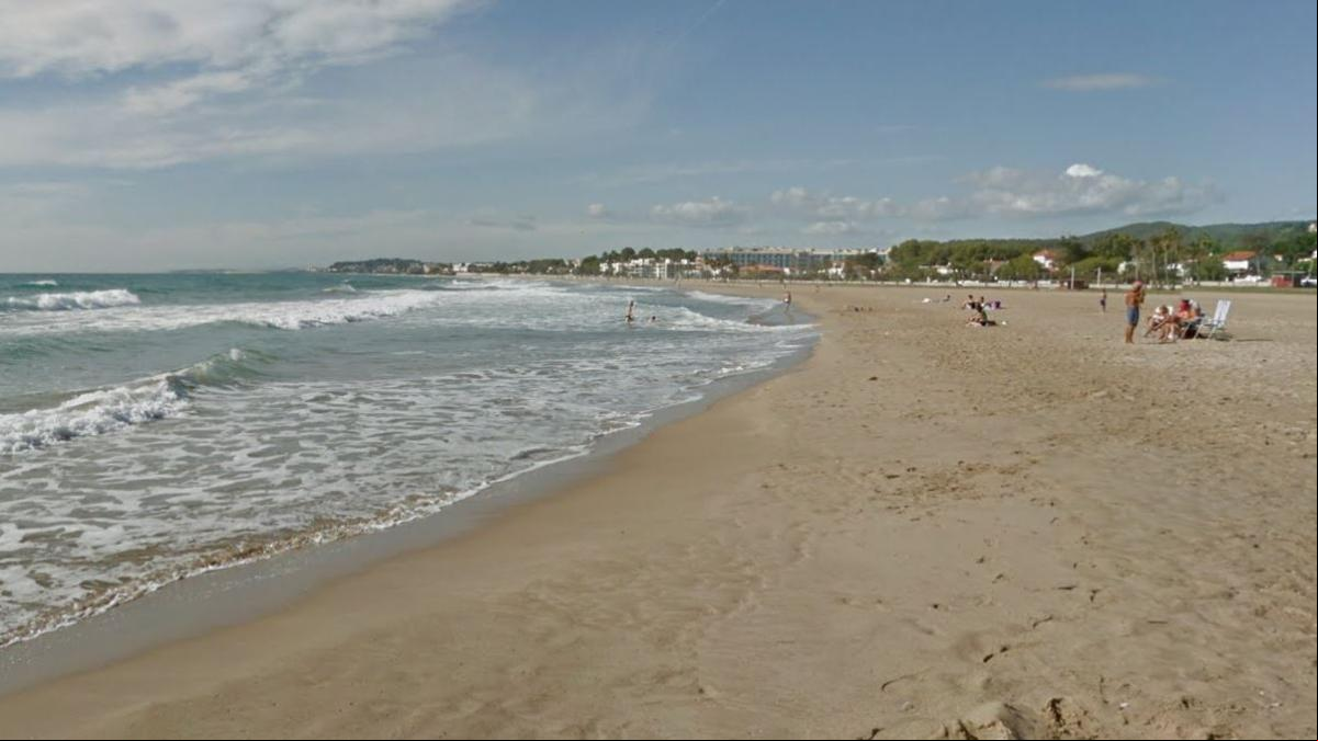 Muere un joven de 17 años ahogado en la playa de Coma-ruga