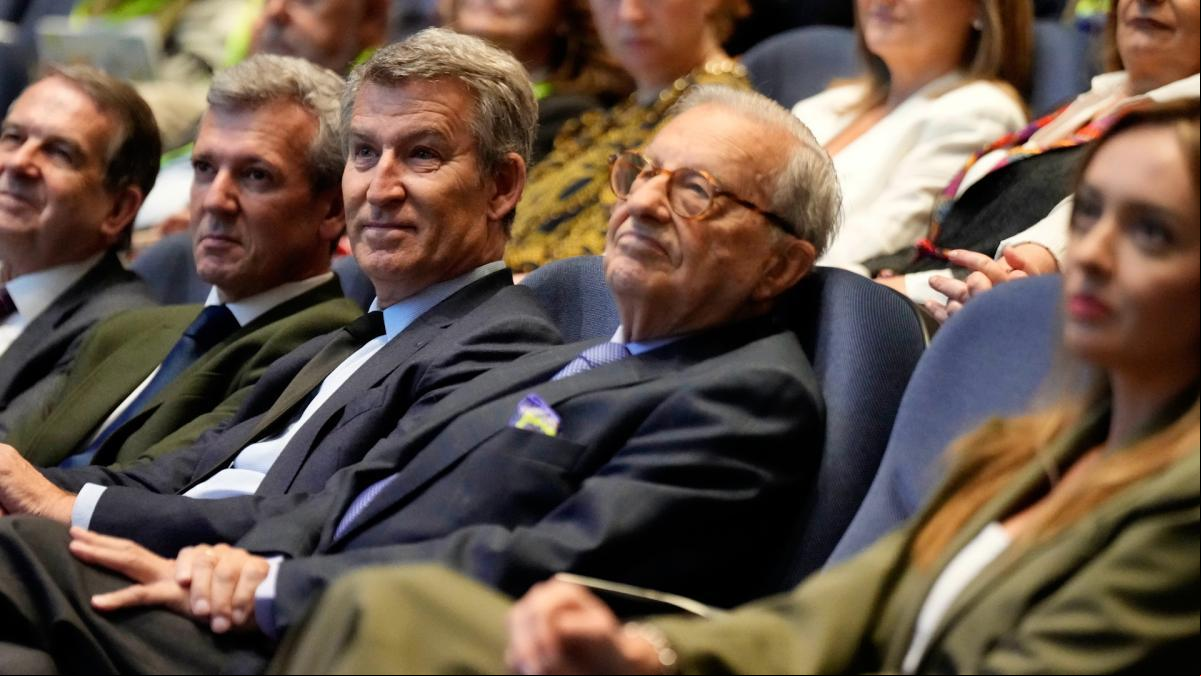 Feijóo deplora la rescisión del contrato con Israel y la achaca a la inestabilidad del Gobierno