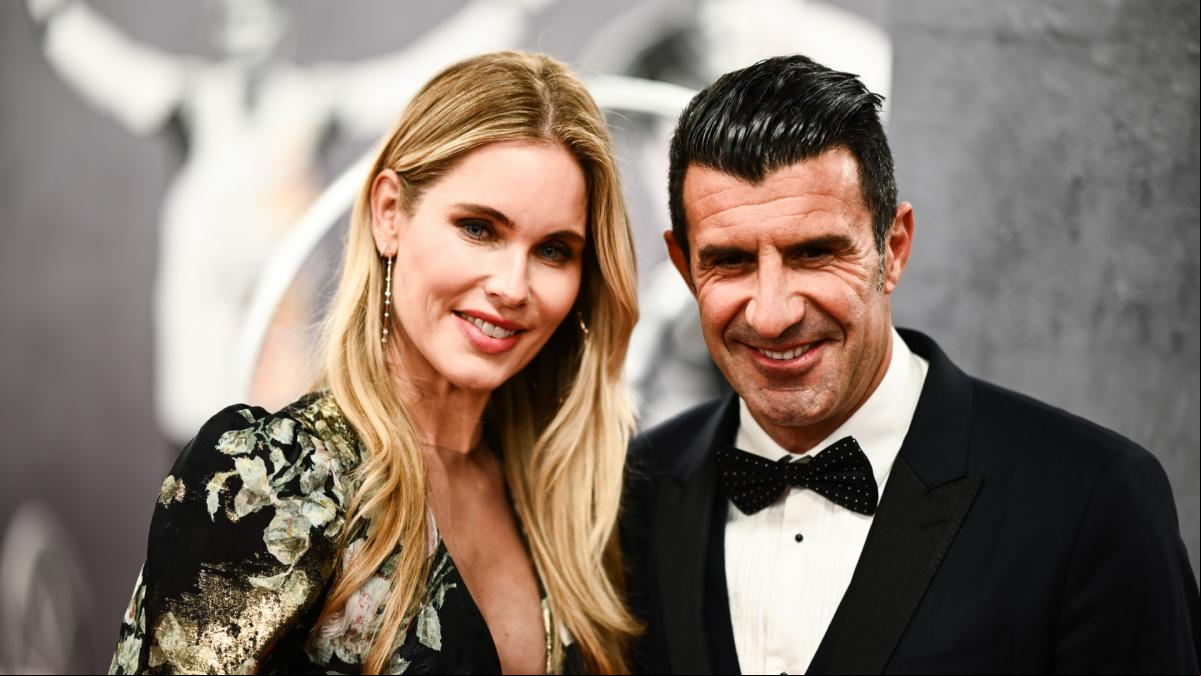 Luis Figo y Helen Svendin zanjan los rumores de crisis con una fotografía