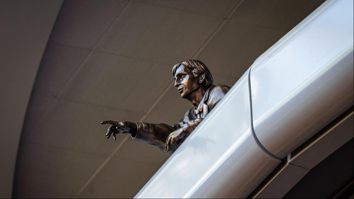 Con Cruyff en el corazón: nuevo homenaje del Ajax a la leyenda