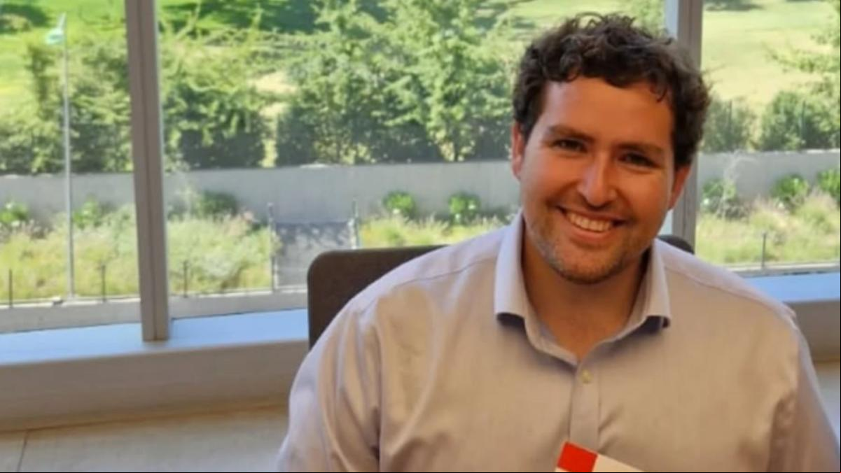 Francisco Ackermann, educador financiero: “Cada vez que te quieras dar un gasto innecesario, castígate con inteligencia”