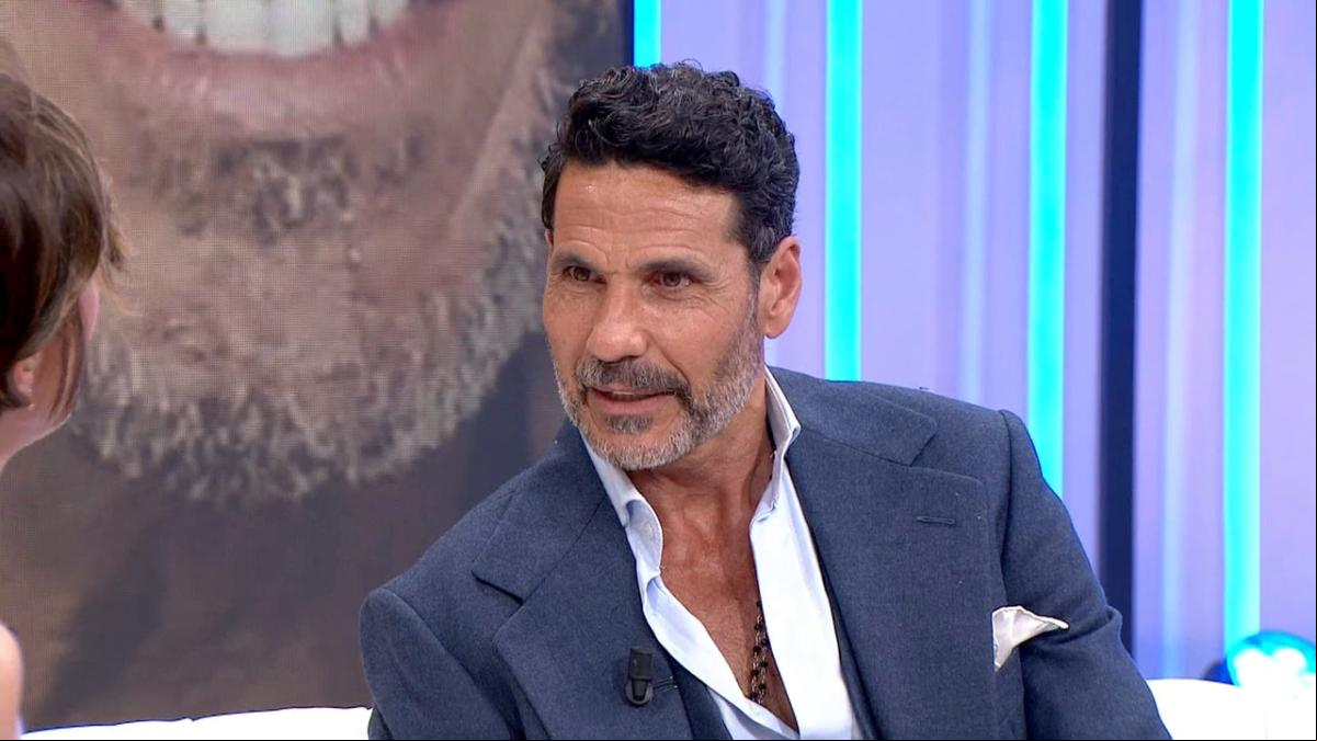 Óscar Higares, extorero y actor, tras ser operado de artrodesis lumbar: “Las crisis eran tan fuertes que no podía ni moverme”
