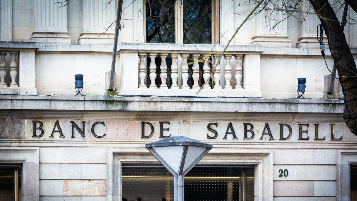 Opa: l’ensopegada de Junts; banca i poder a Catalunya