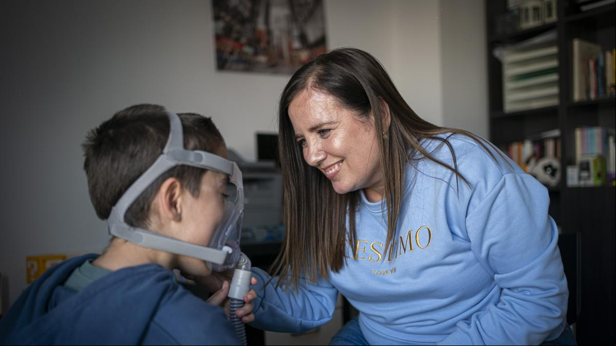 Mares cuidadores: “Sostenim la vida, però ningú no sosté la nostra”