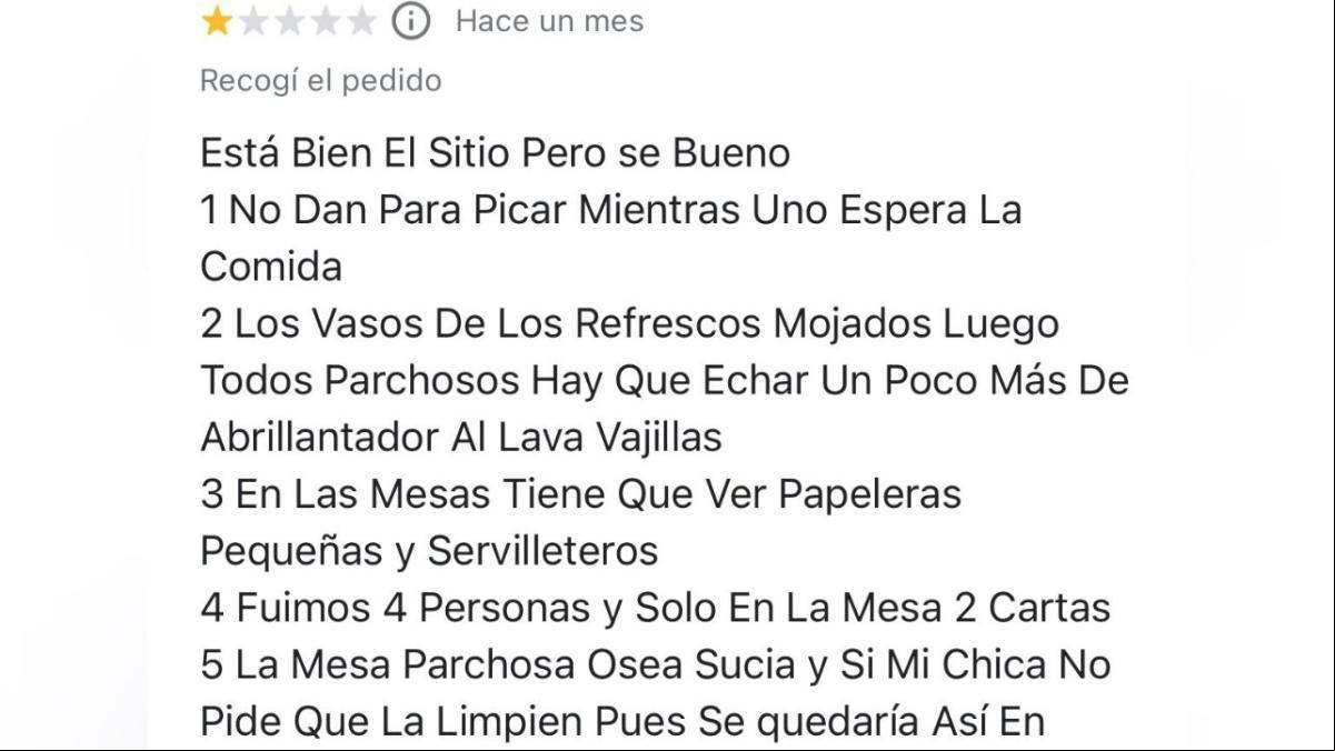 La aplaudida respuesta del dueño de un bar a una reseña que hace una lista de cosas que le parecieron mal: “Le hace falta volver al colegio”