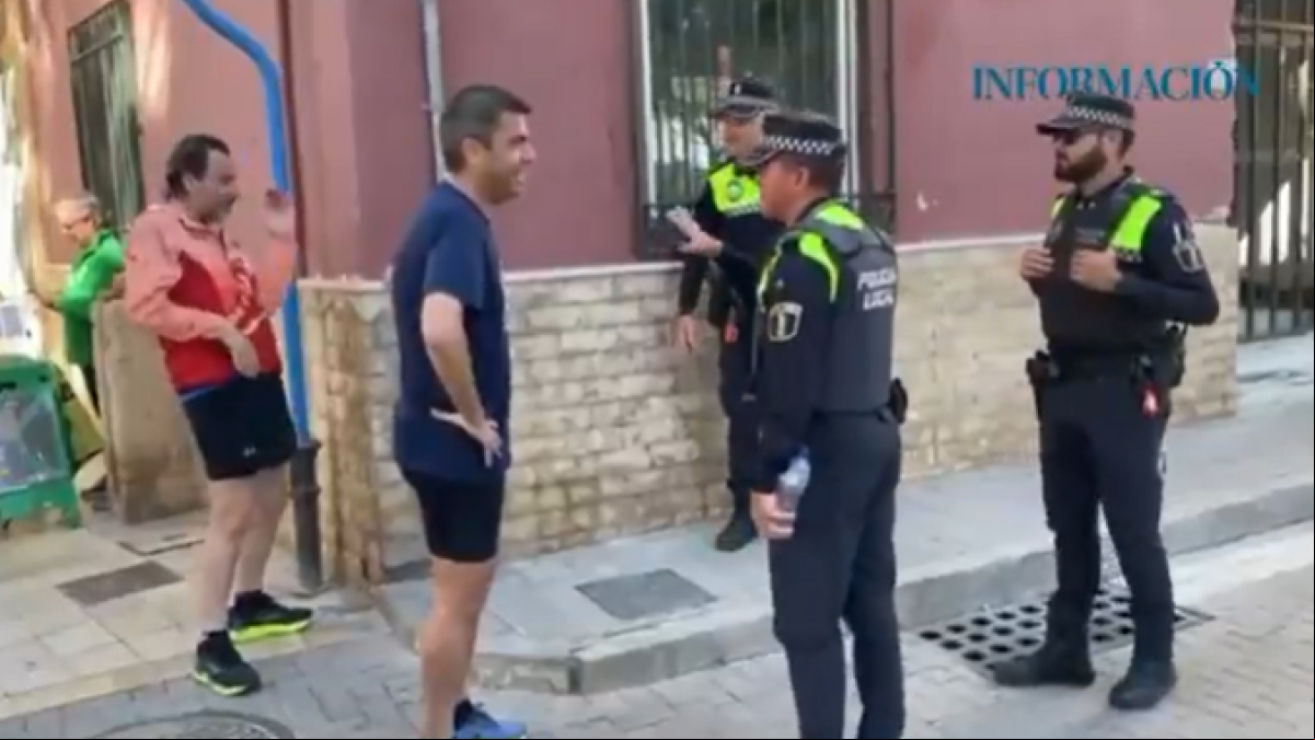 Carlos Mazón ha acudido este domingo a la Santa Faz de Alicante corriendo