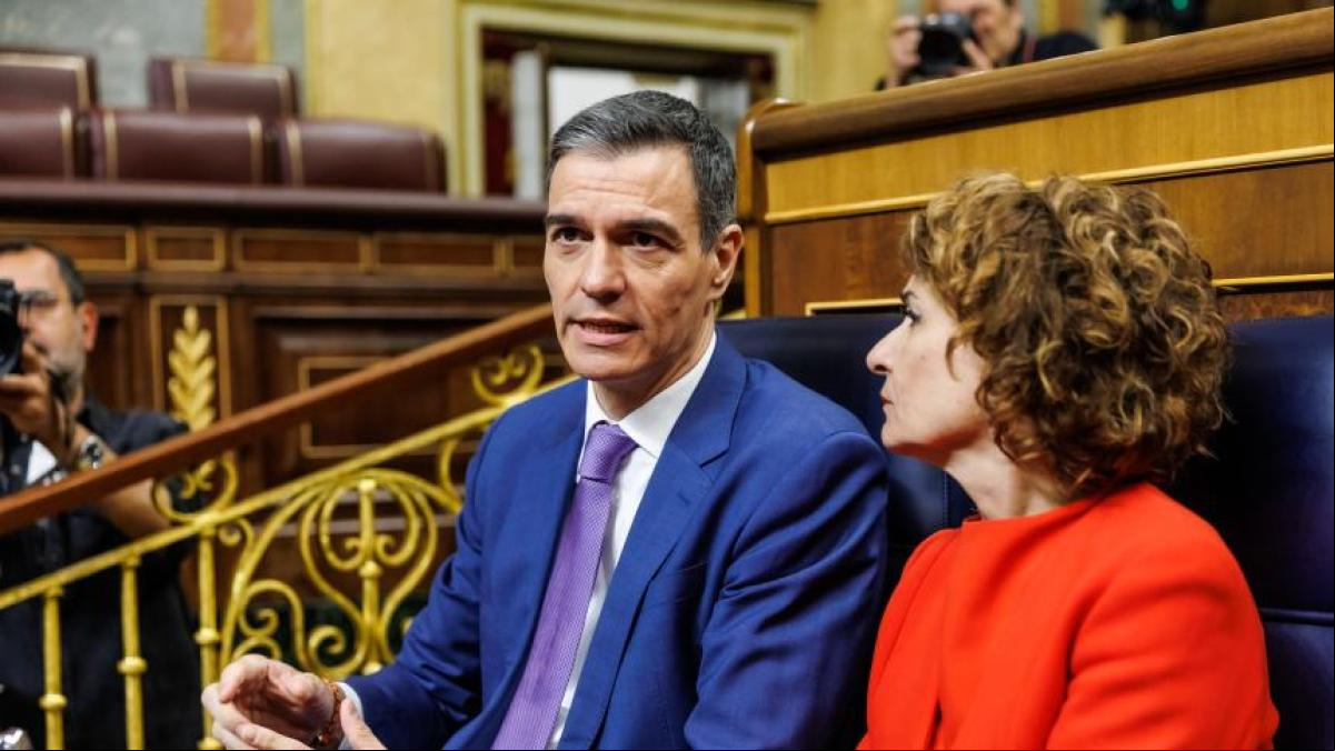 Sánchez defiende las energías limpias y reta a los presidentes “ultrarricos” de las nucleares a costear la prolongación de sus centrales