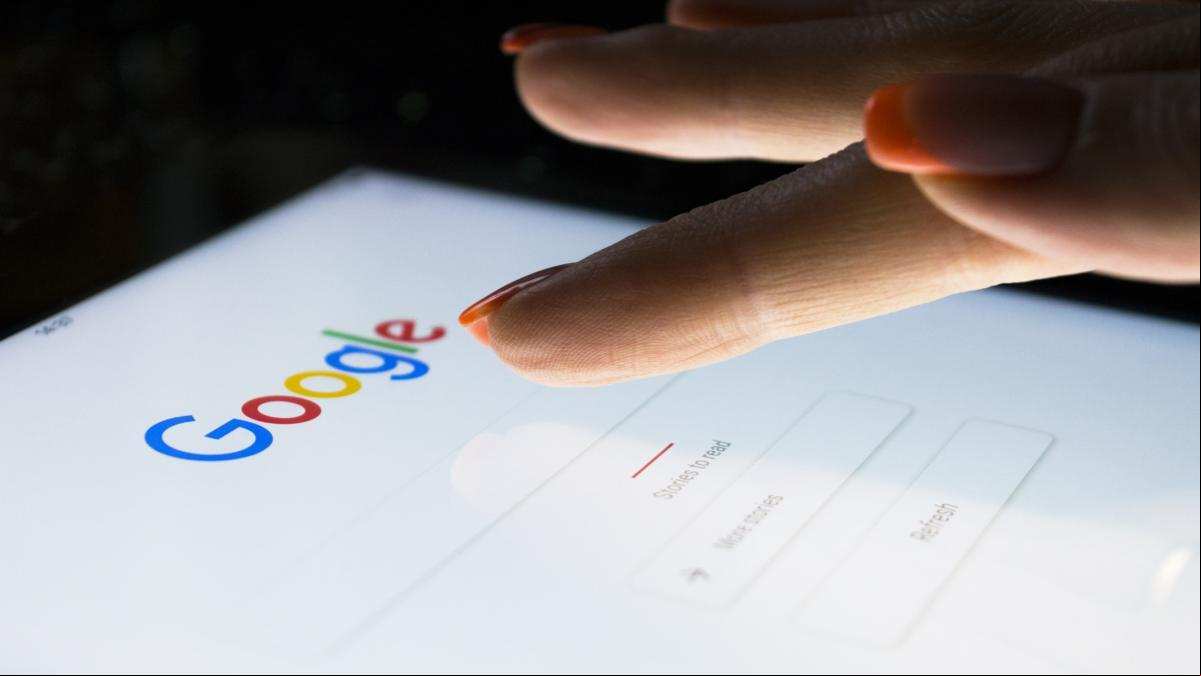 “Es algo que no había pasado nunca en 22 años”: Apple confirma un desplome de búsquedas de Google en Safari tras la popularización de la IA