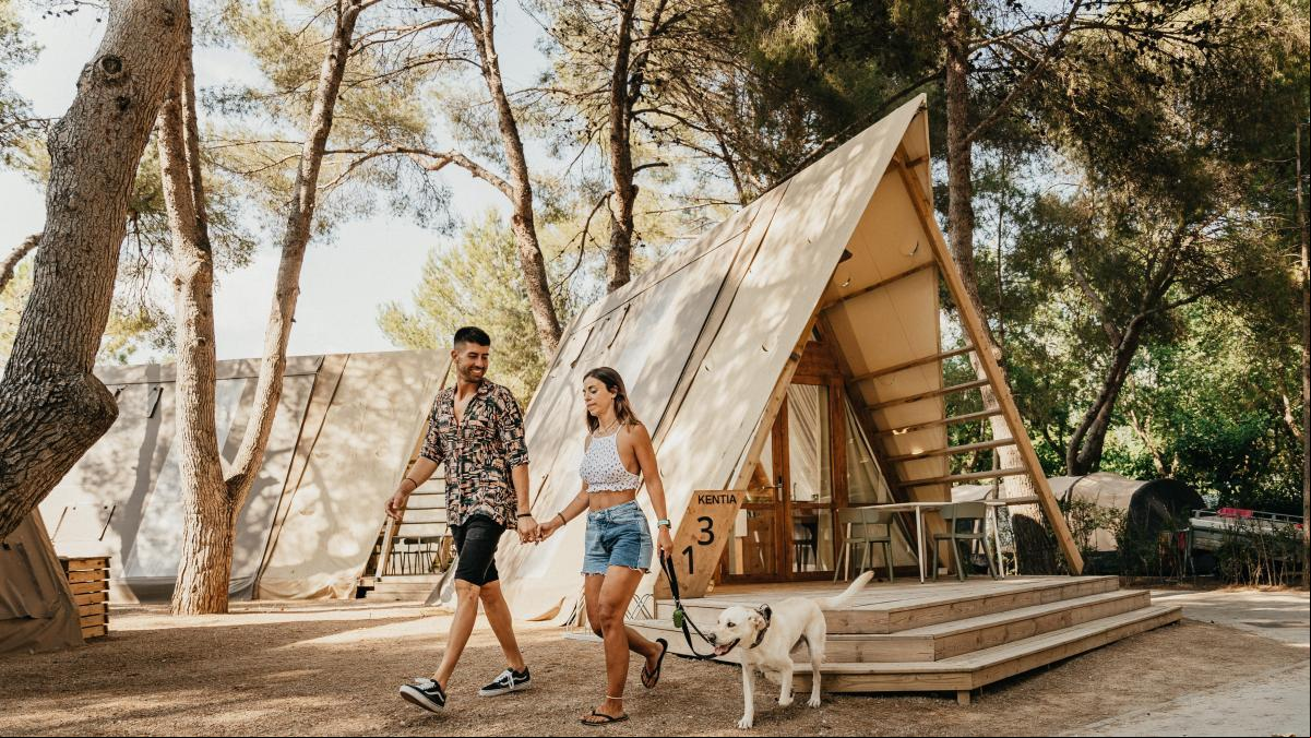 Los mejores campings para que las mascotas no se queden sin vacaciones
