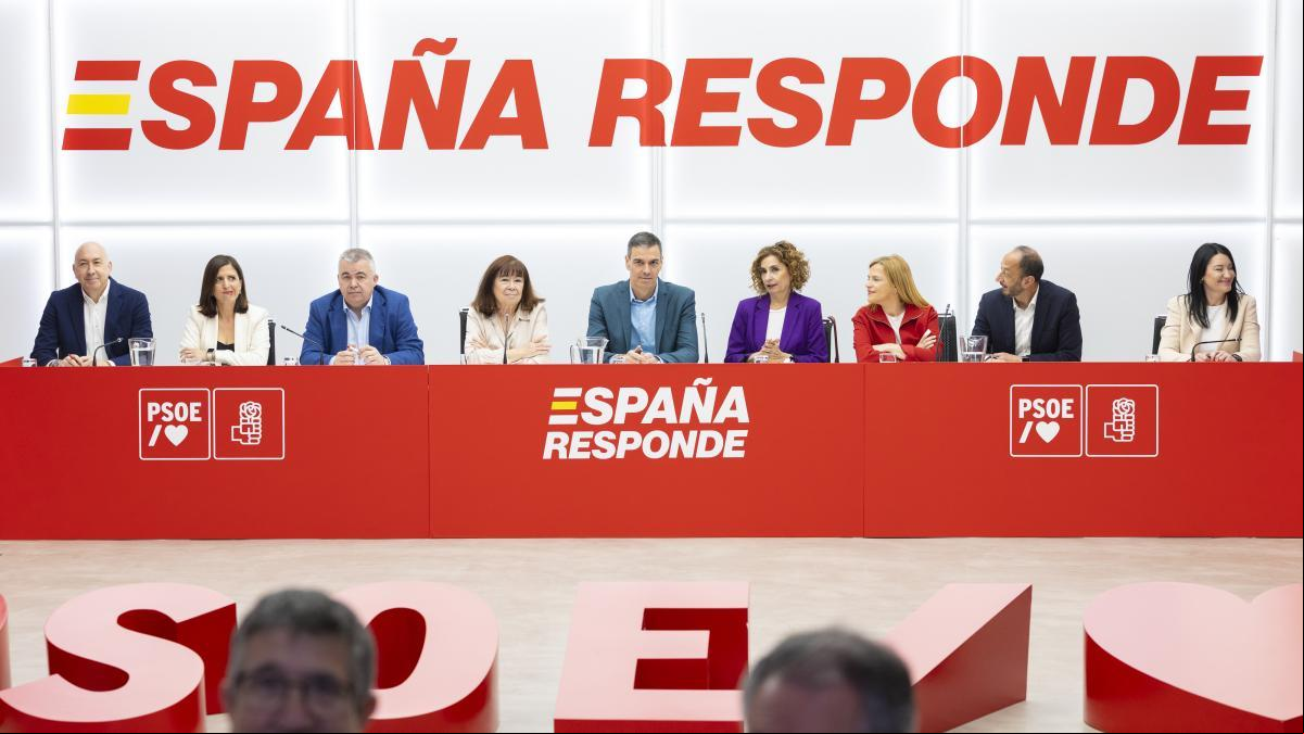 Sánchez confía en que se investigue la filtración de sus mensajes con Ábalos