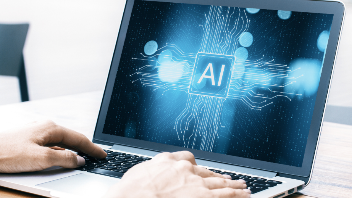 Las 3 profesiones que están en riesgo de volverse obsoletas con al avance de la inteligencia artificial, según un experto en desarrollo tecnológico