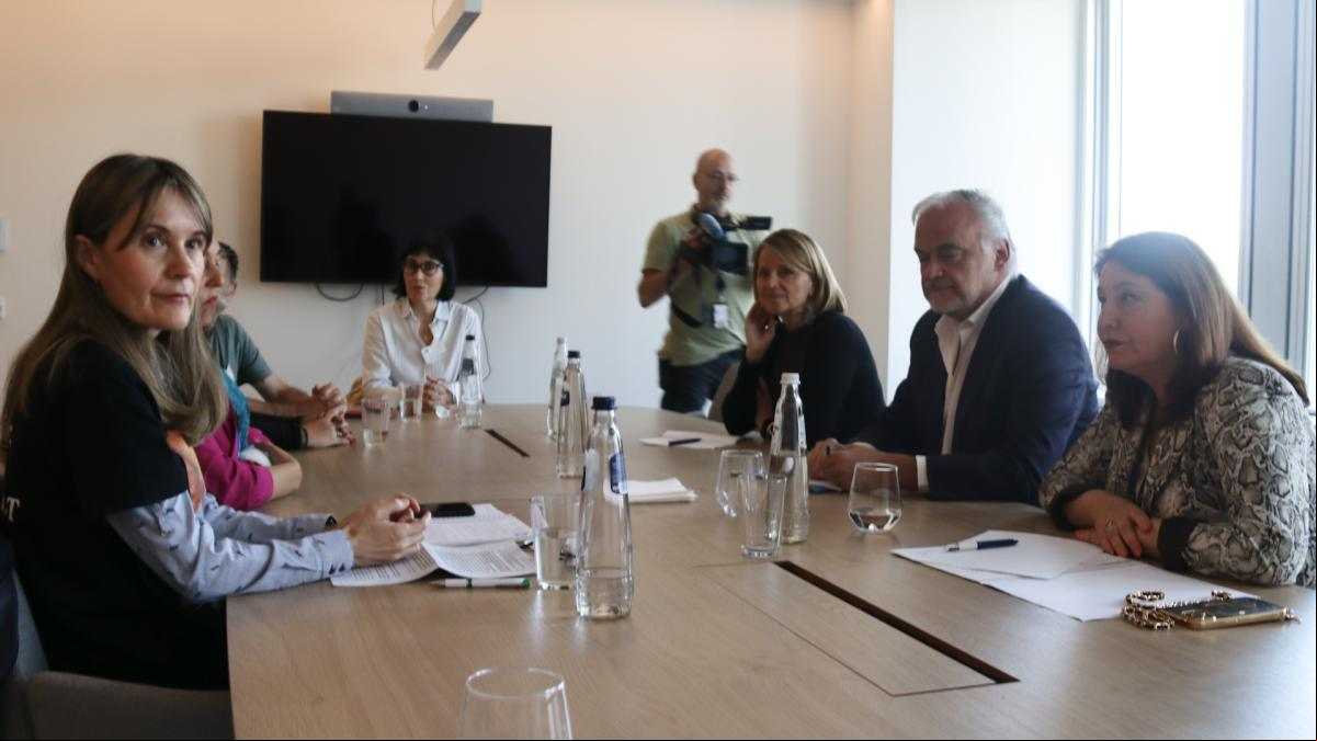 González Pons (PP) pide perdón a las víctimas y facilitará una comisión europea de investigación