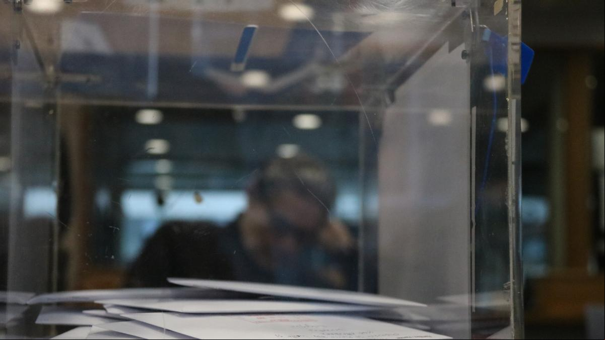 La democràcia dels necis