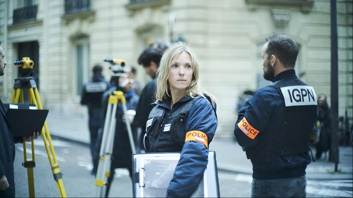 Dóminik Moll denuncia en la rigurosa Dossier 137 la impunidad de la violencia policial