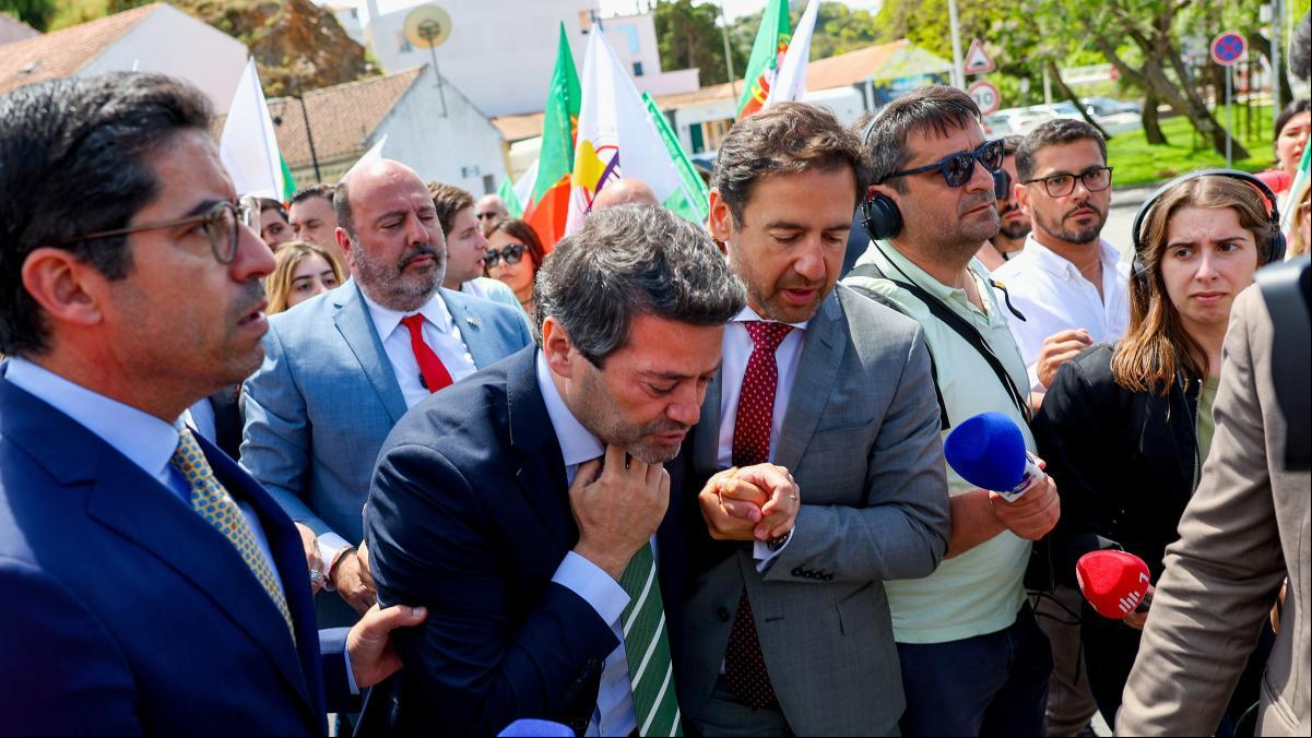 Corrupció i immigració ofereixenuna nova oportunitat als ultres lusitans