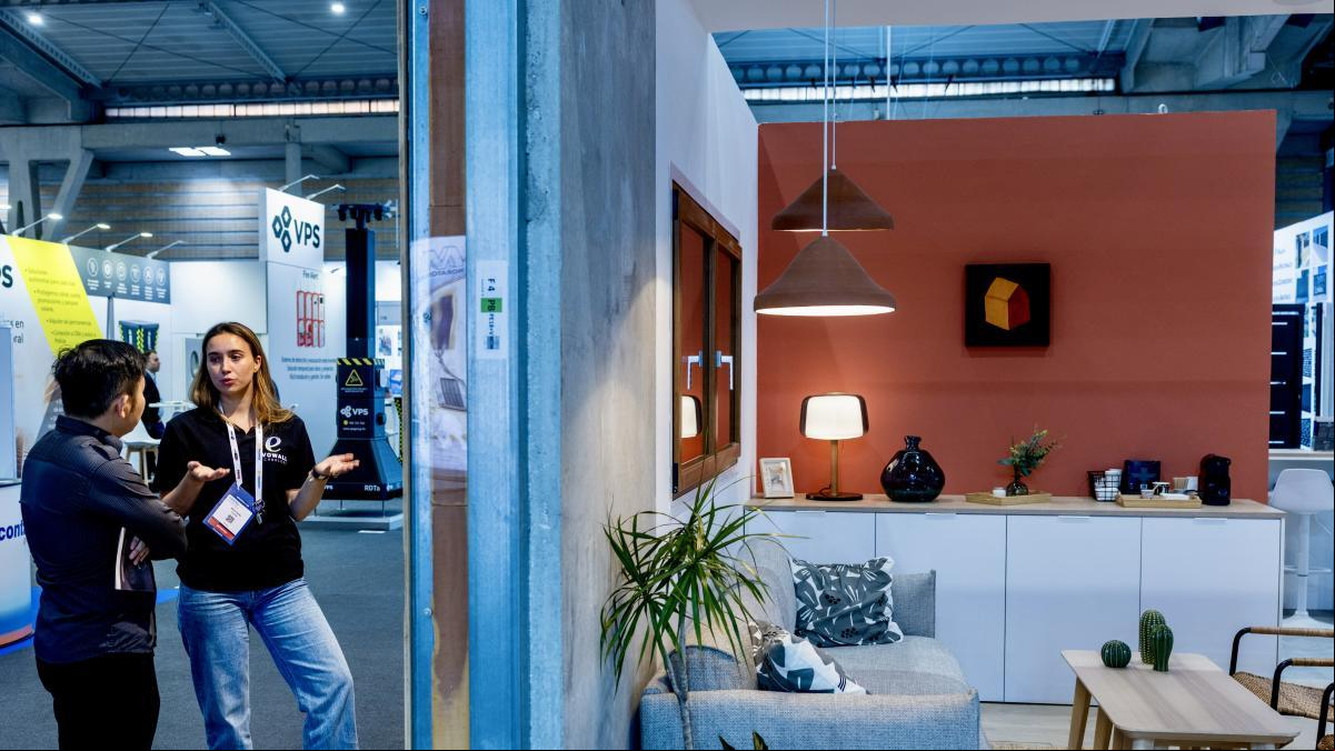 La construcció apressa a pactes en habitatge al saló Construmat