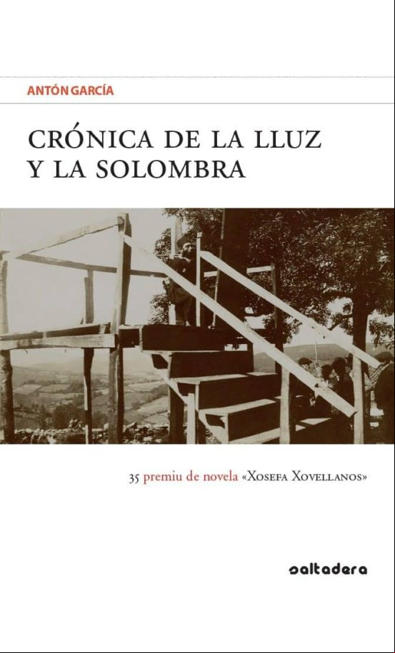 Cronica De La Lluz Y La Solombra Cronica De La Lluz Y La Solombra