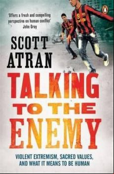 TALKING TO THE ENEMY (edición en inglés)