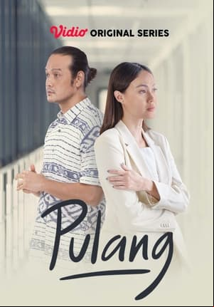 PULANG (2022)