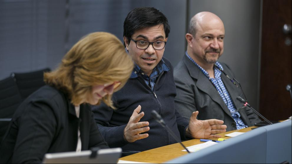 Pisarello reclama a Rivera y Mejías que dimitan según dicta el código ético de Cs
