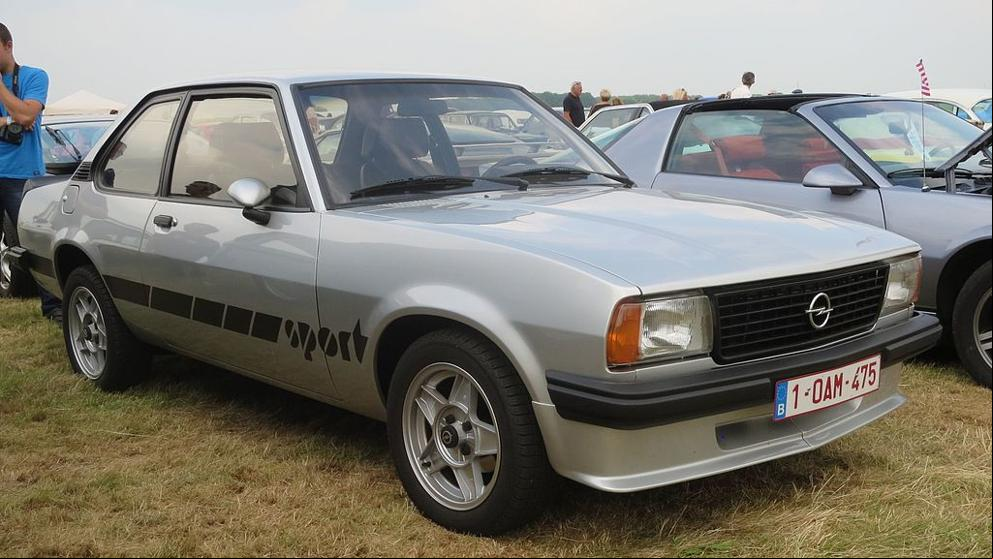 Dos noruegos creían haber oído tiros, pero era un Opel viejo