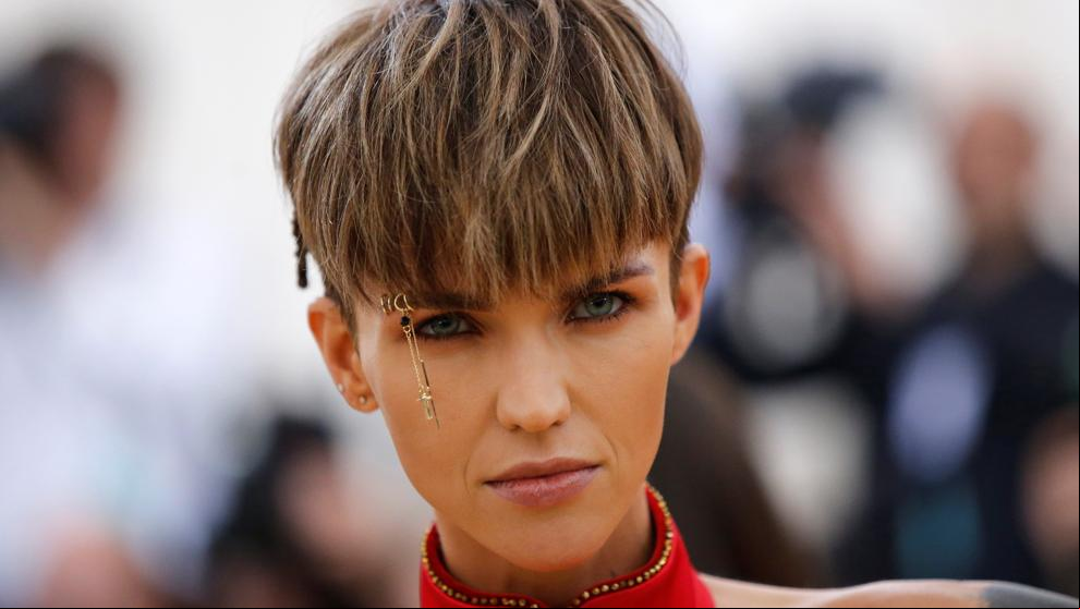 Primera imagen de Ruby Rose como ‘Batwoman’, la superheroína lesbiana